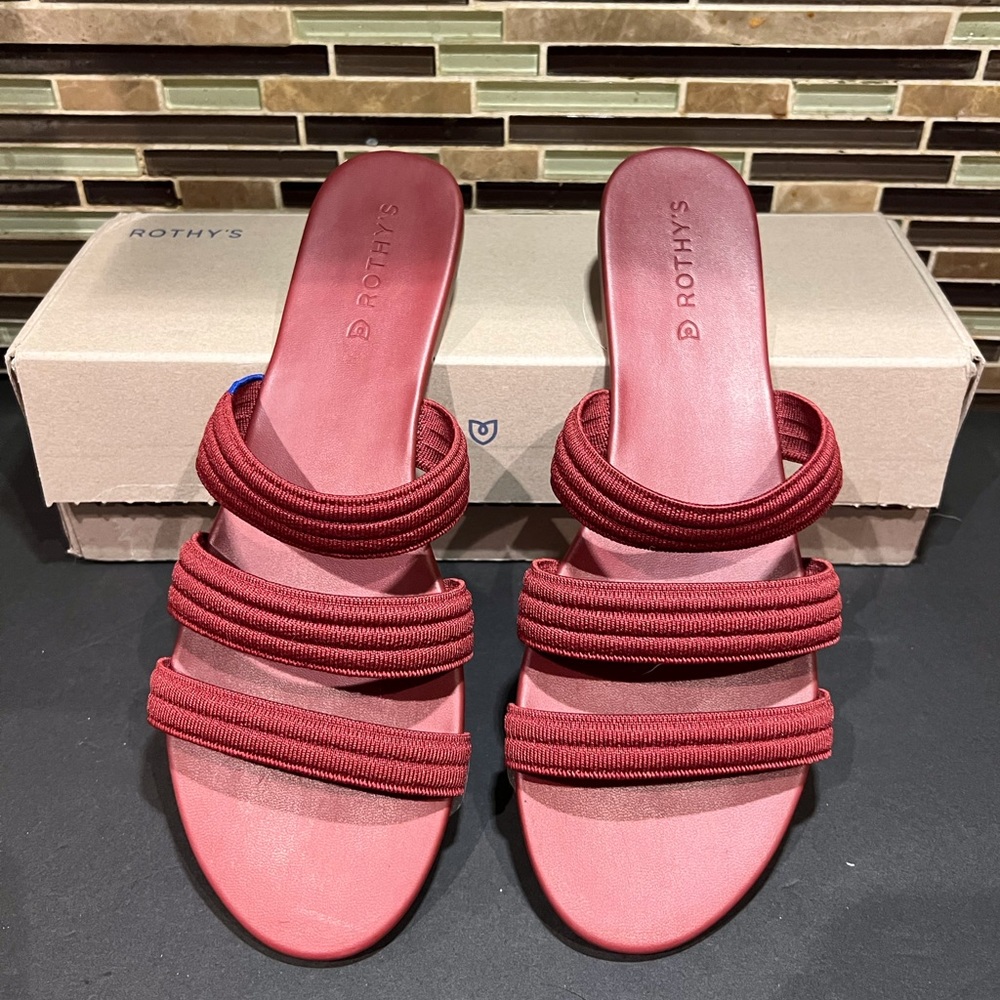Rothy’s The Triple Band Sandal in Sangria Size 12